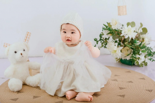 吉安宝宝在妈妈肚子里